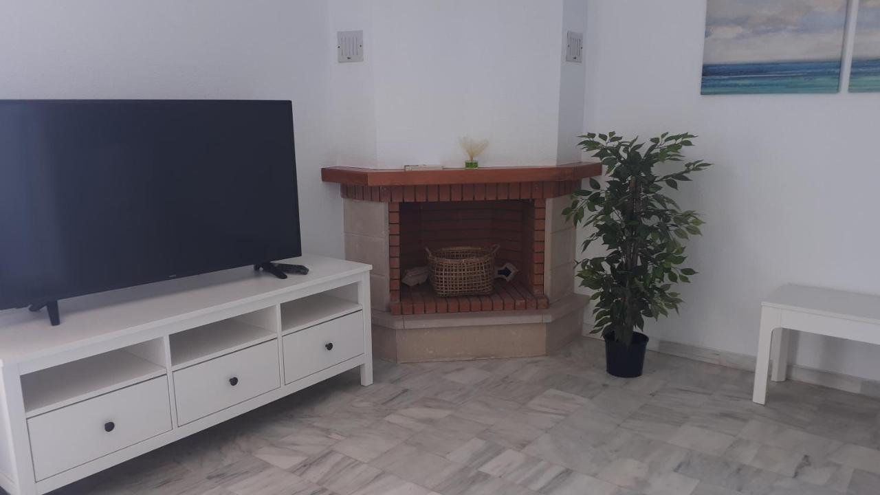 Apartment In Costa Del Sol With Large Terrace For 9 People รินกอนเดลาวิกตอเรีย ภายนอก รูปภาพ