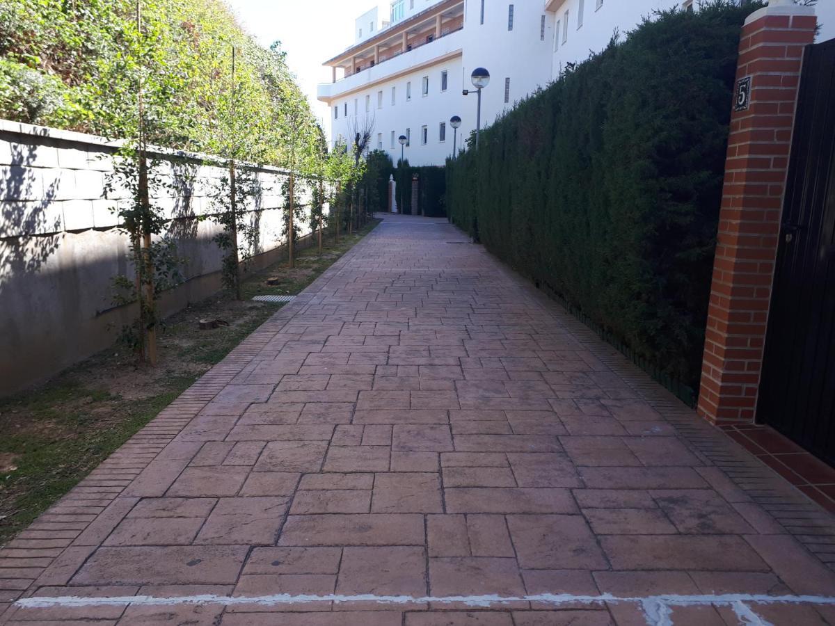 Apartment In Costa Del Sol With Large Terrace For 9 People รินกอนเดลาวิกตอเรีย ภายนอก รูปภาพ